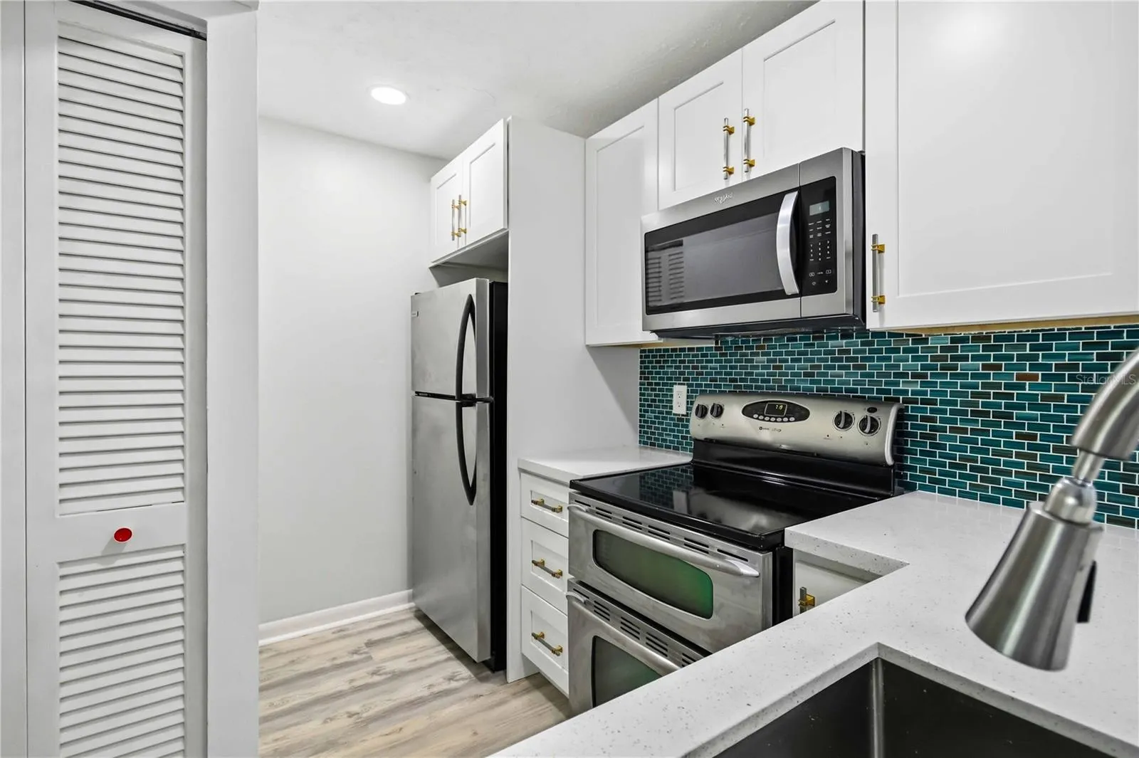 3215 BENEVA RD #202 #202