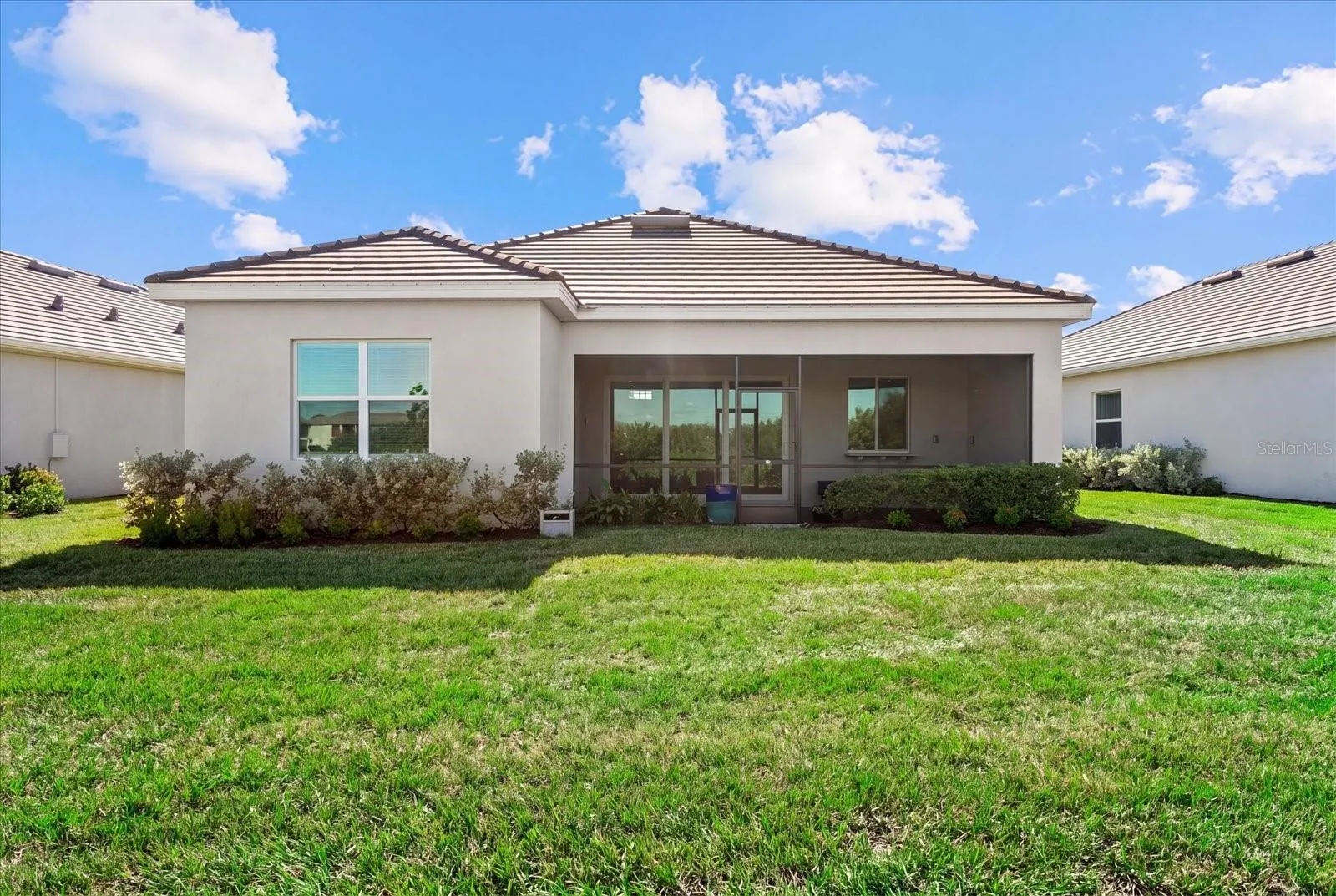 17602 SANTORINI CT