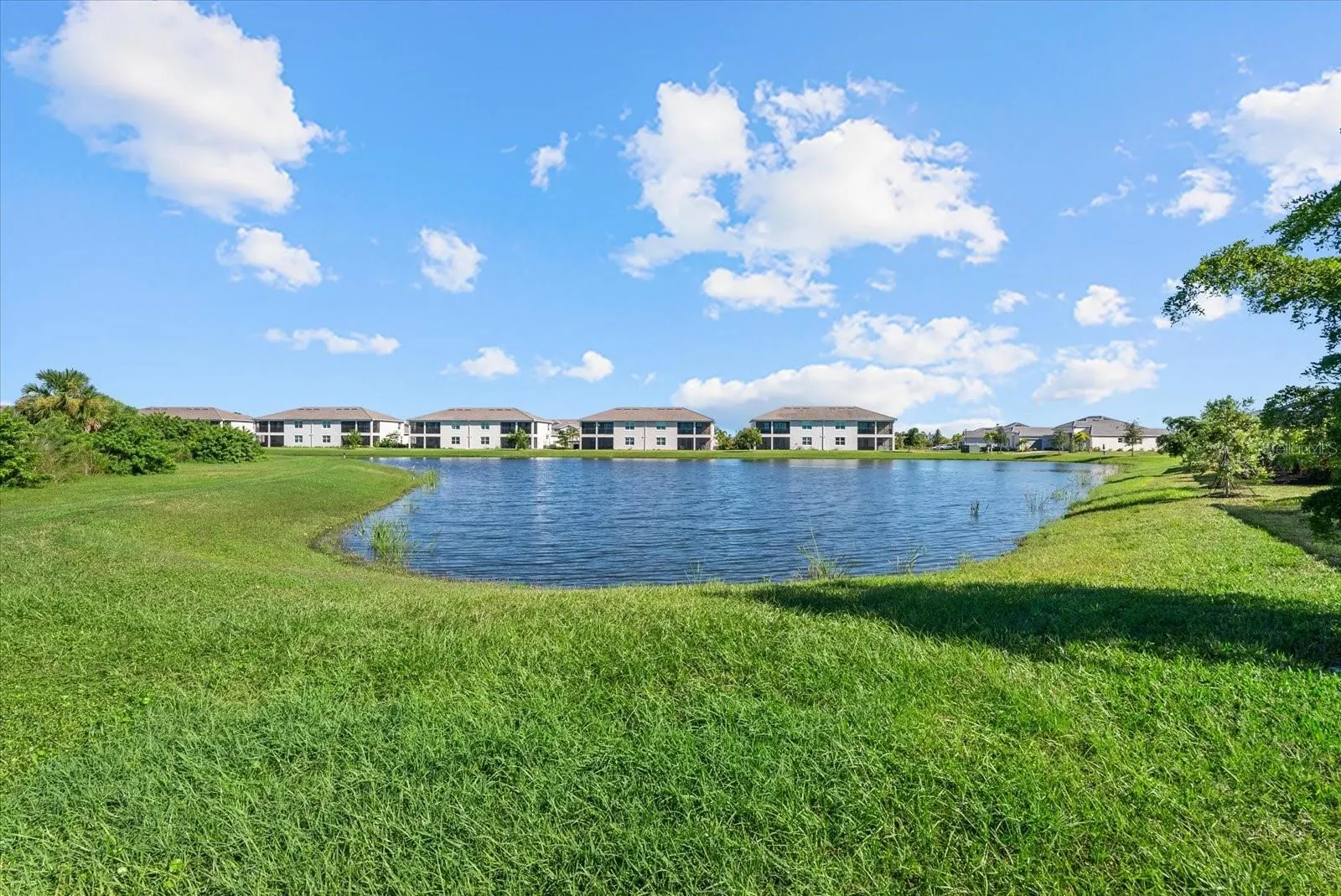 17602 SANTORINI CT