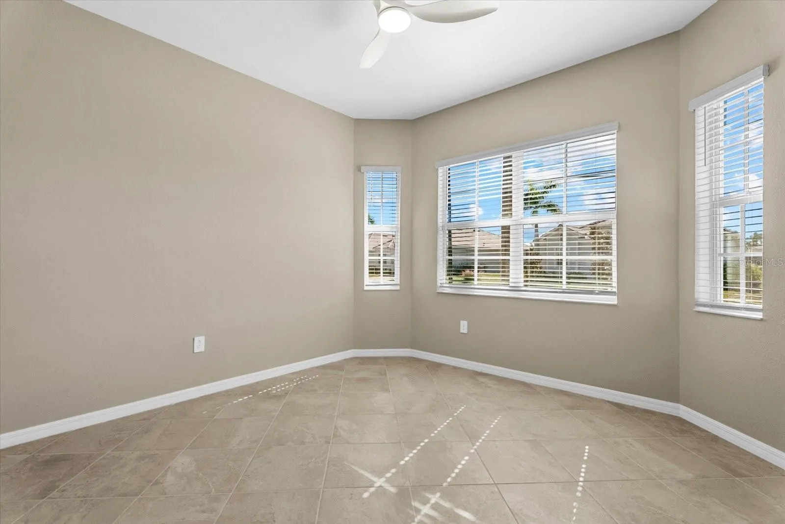 17602 SANTORINI CT
