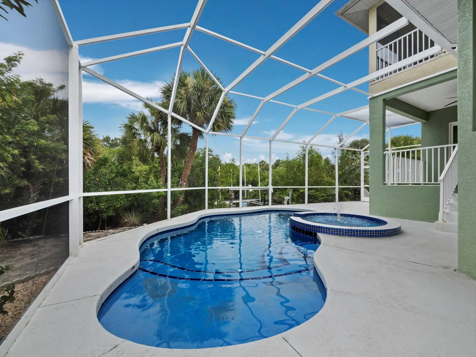 182 ISLAND CIR