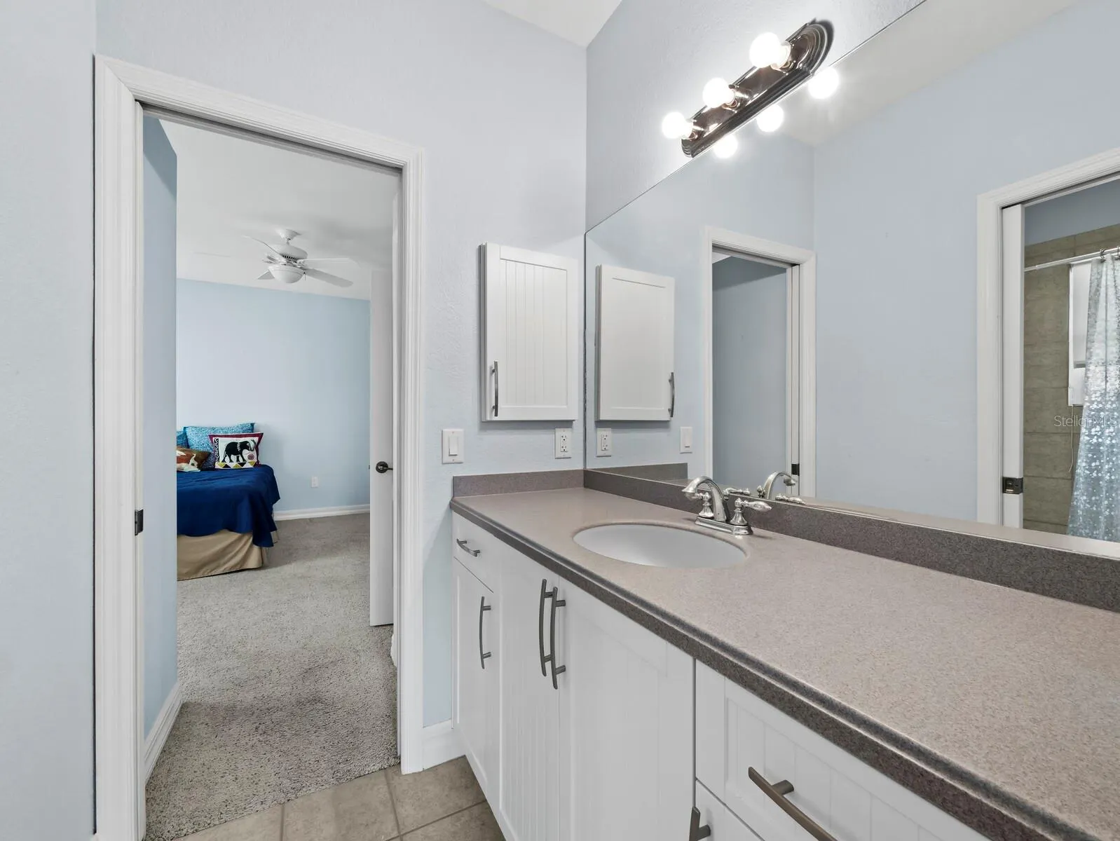 182 ISLAND CIR