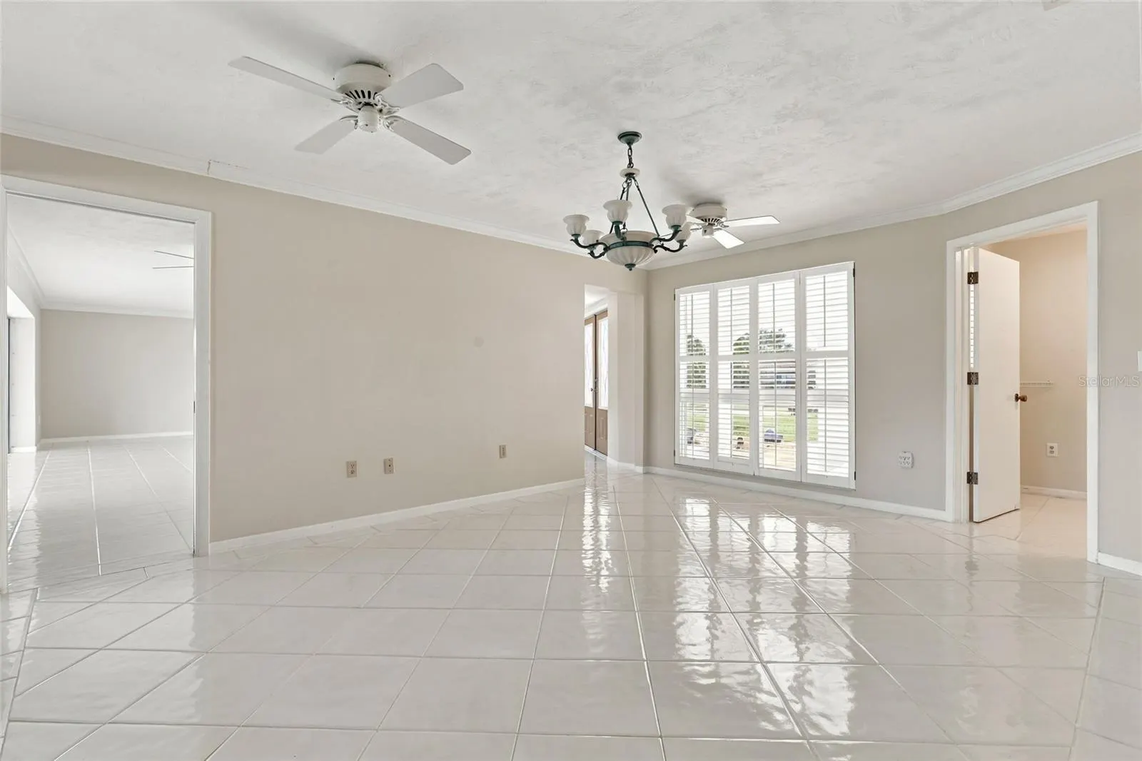 404 PICASSO DR