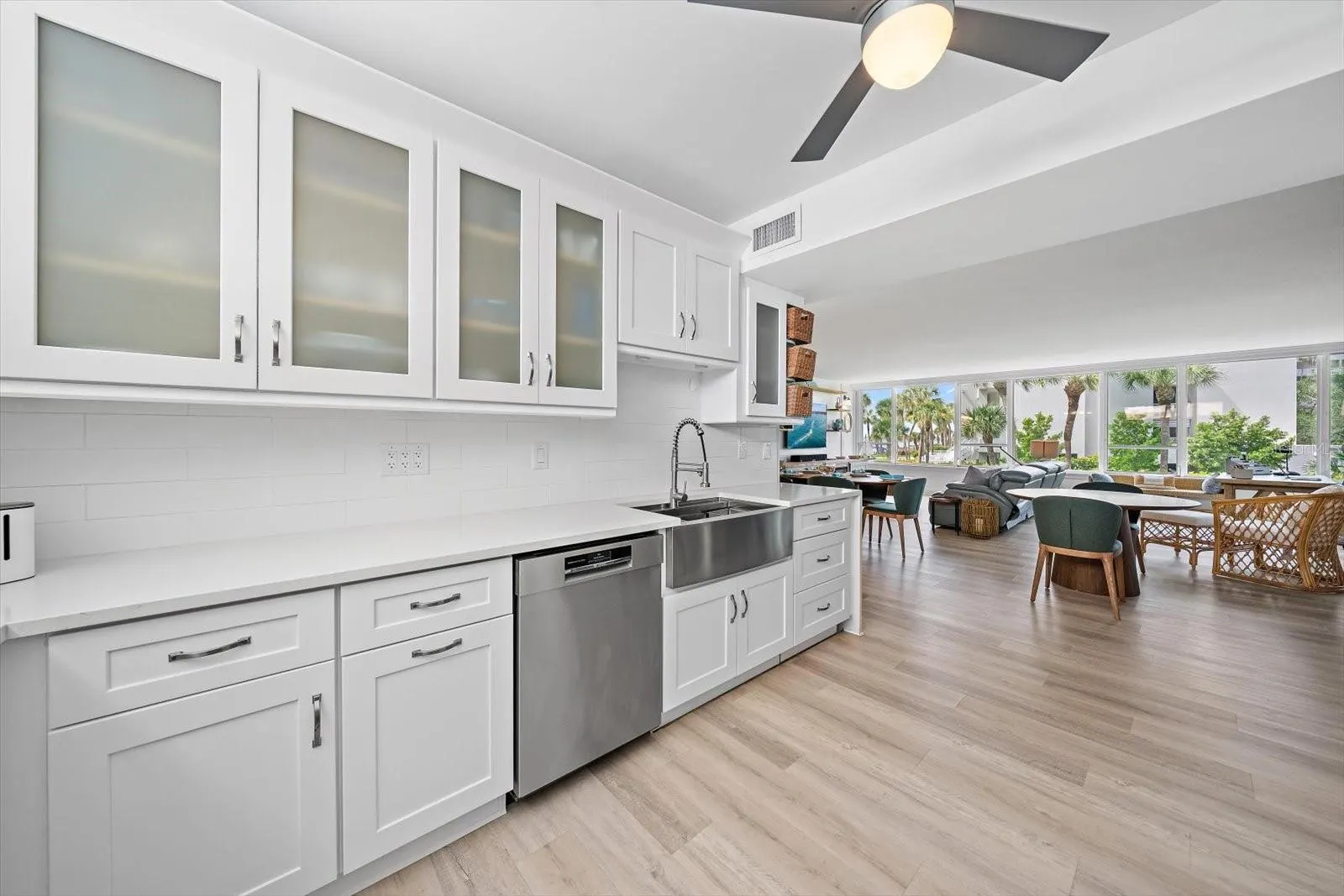 100 SANDS POINT RD #219 #219