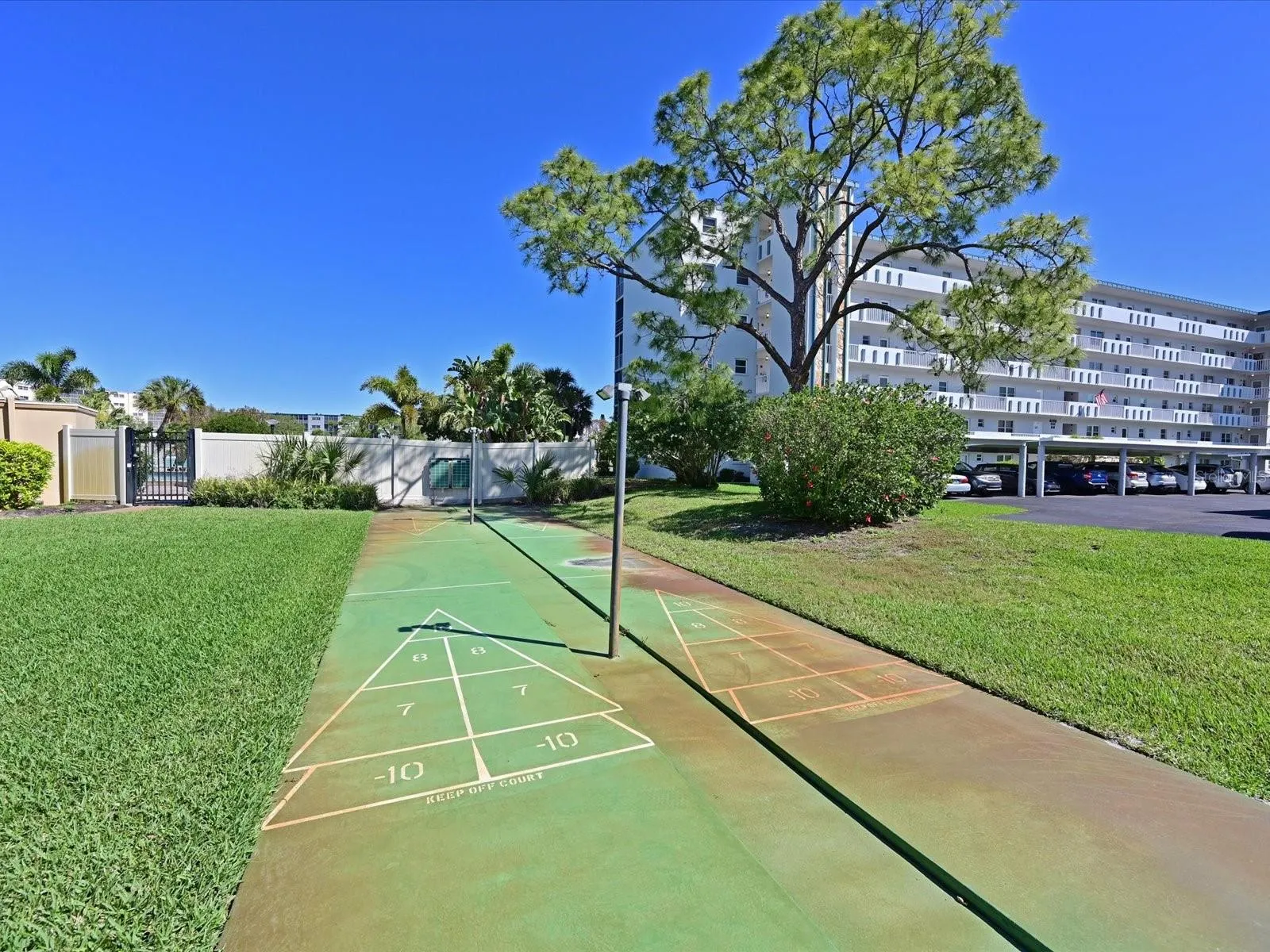 4240 IRONWOOD CIRCLE CIR #406AA #406AA