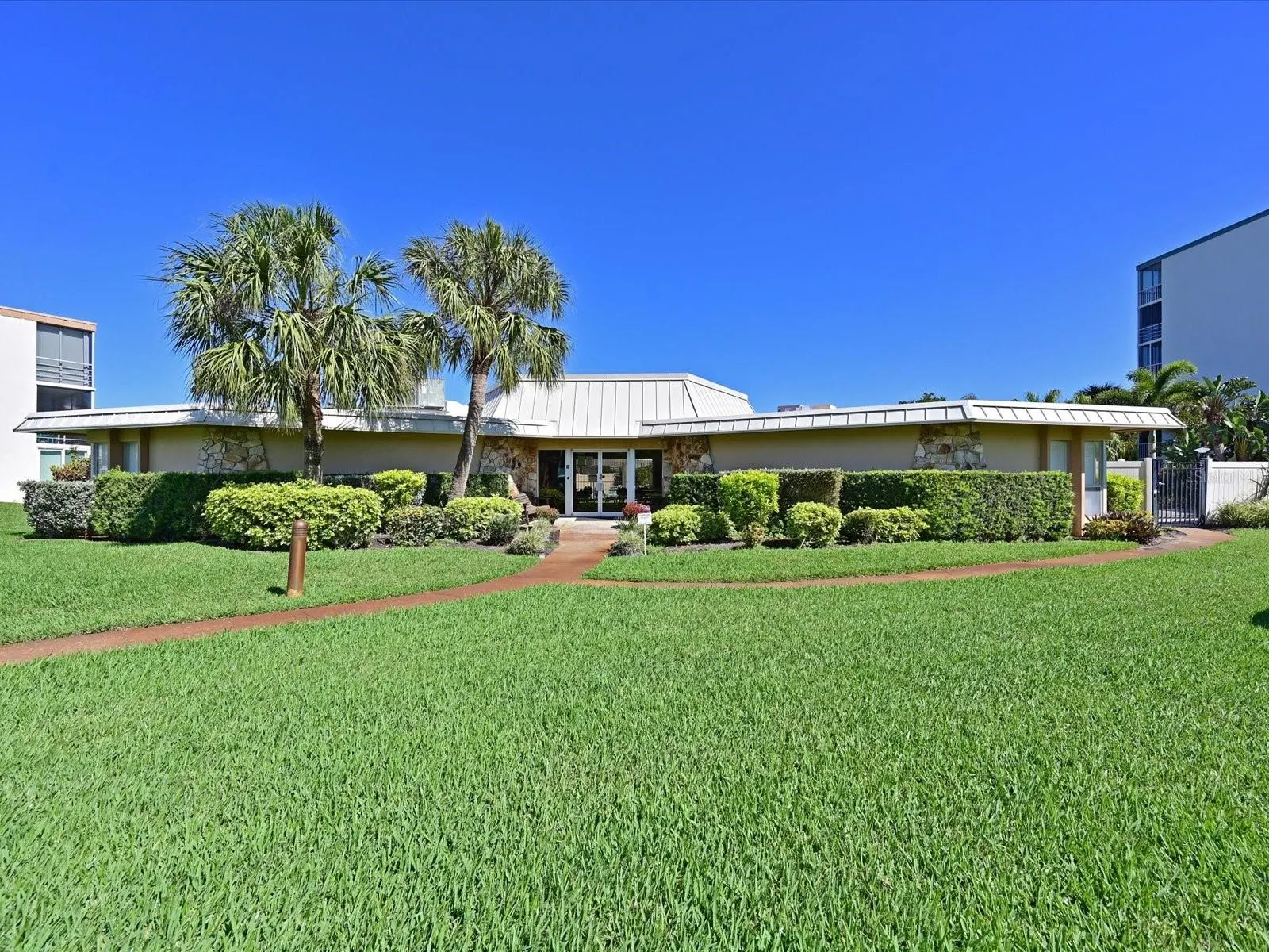 4240 IRONWOOD CIRCLE CIR #406AA #406AA