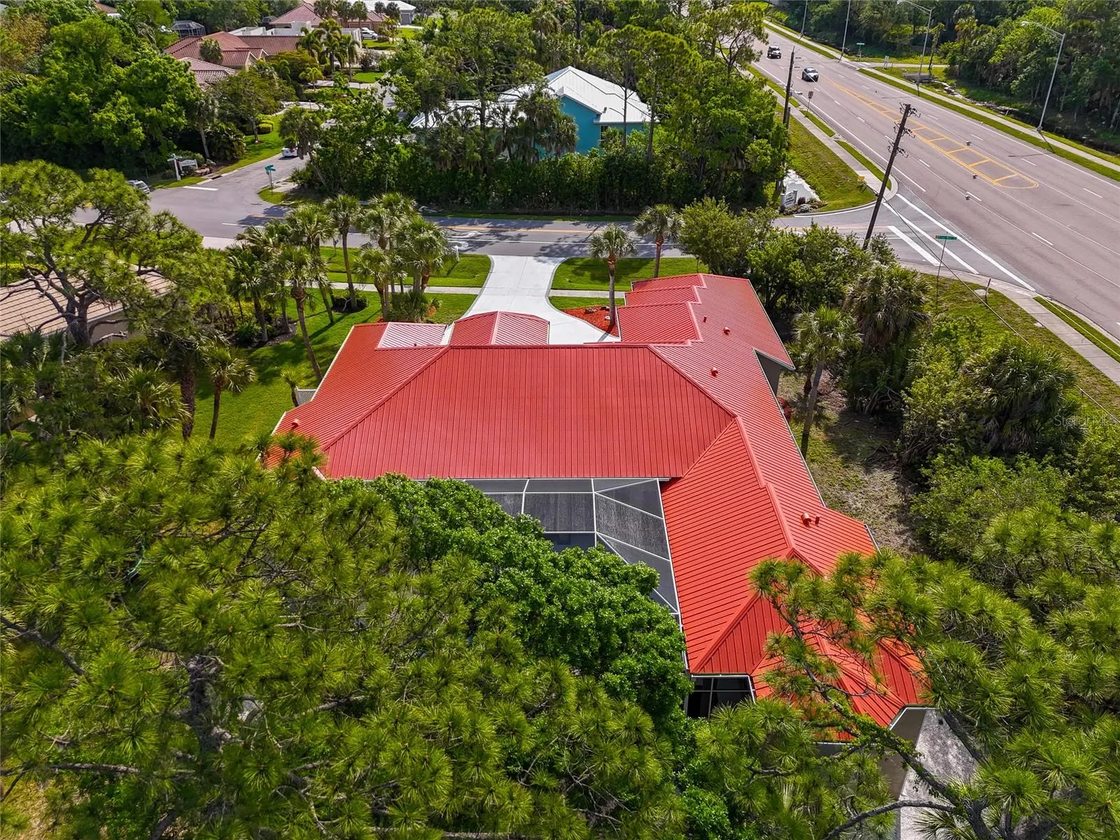 1101 KINGS WAY DR