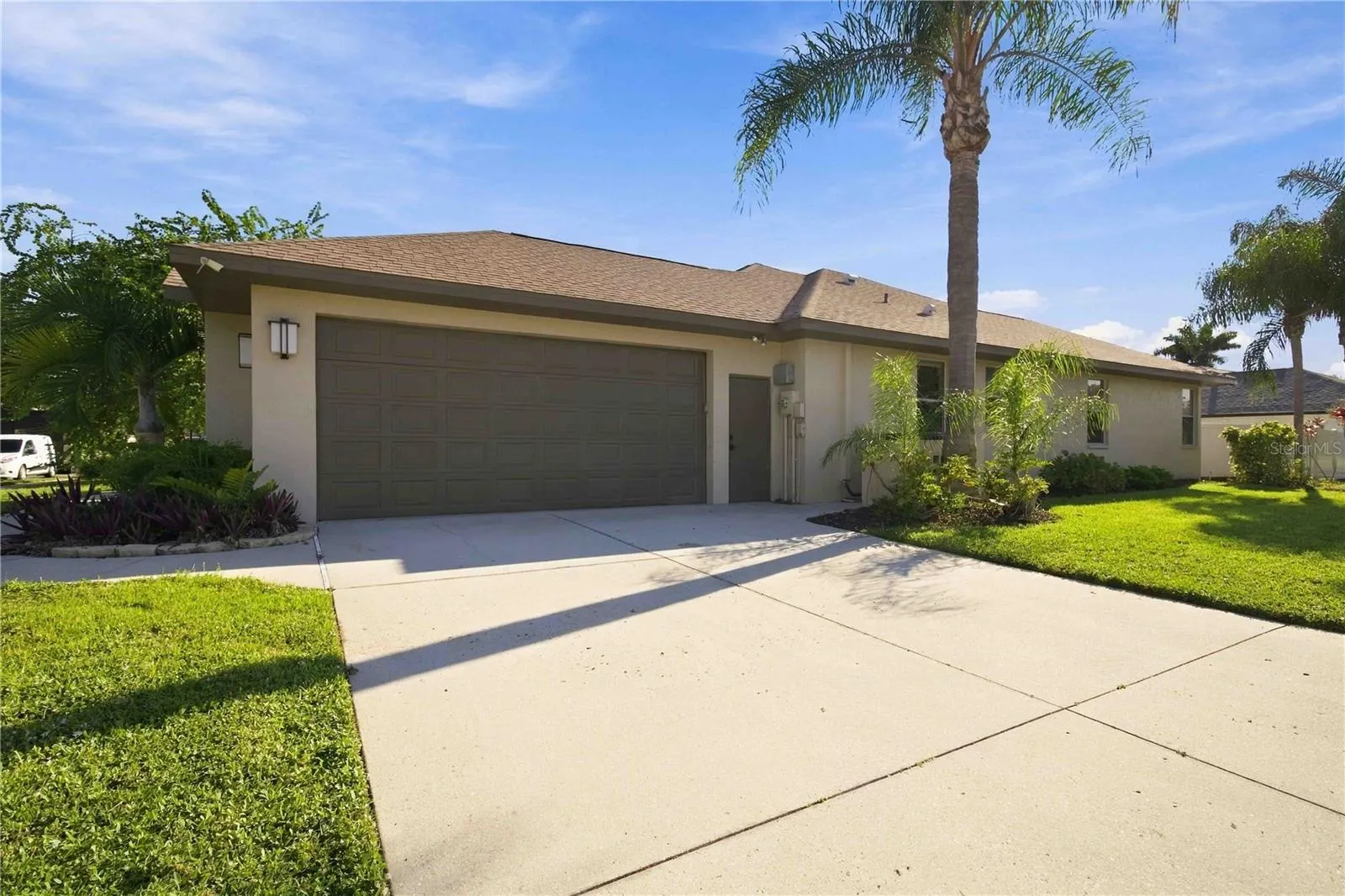 6274 AVENTURA DR