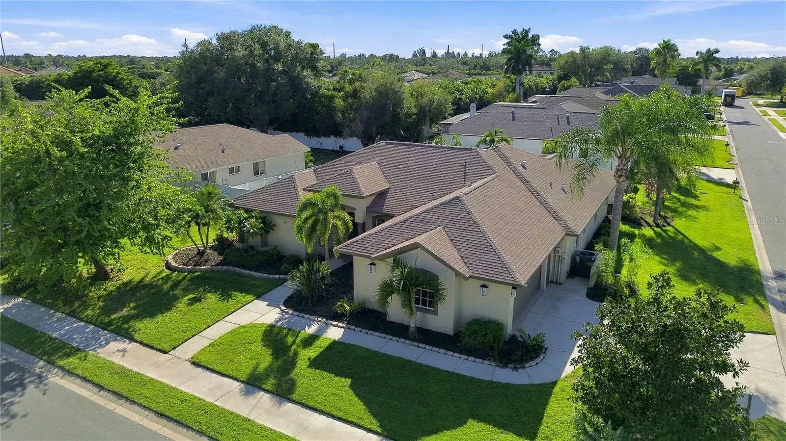 6274 AVENTURA DR
