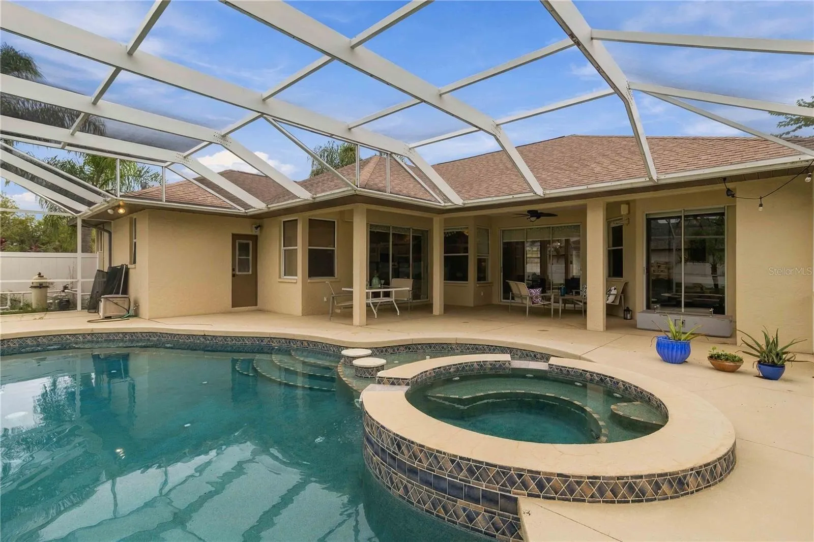 6274 AVENTURA DR