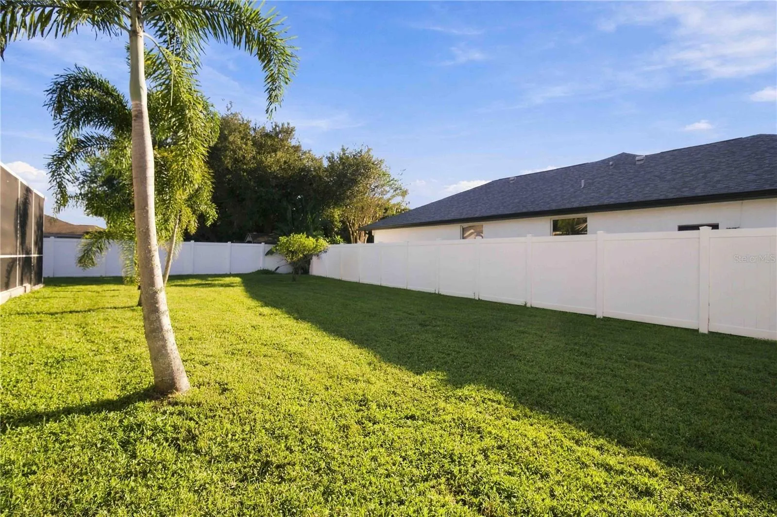 6274 AVENTURA DR