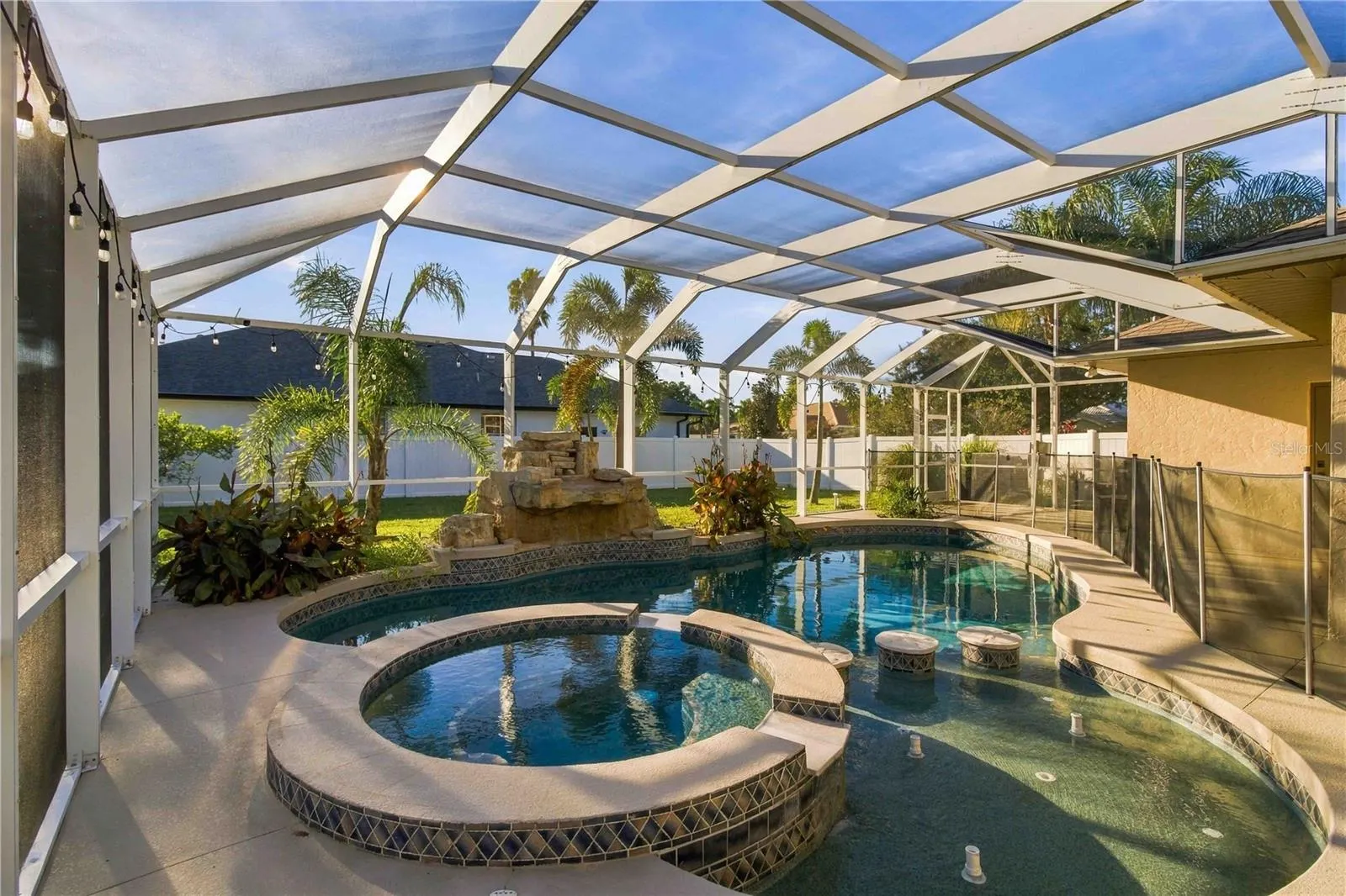 6274 AVENTURA DR