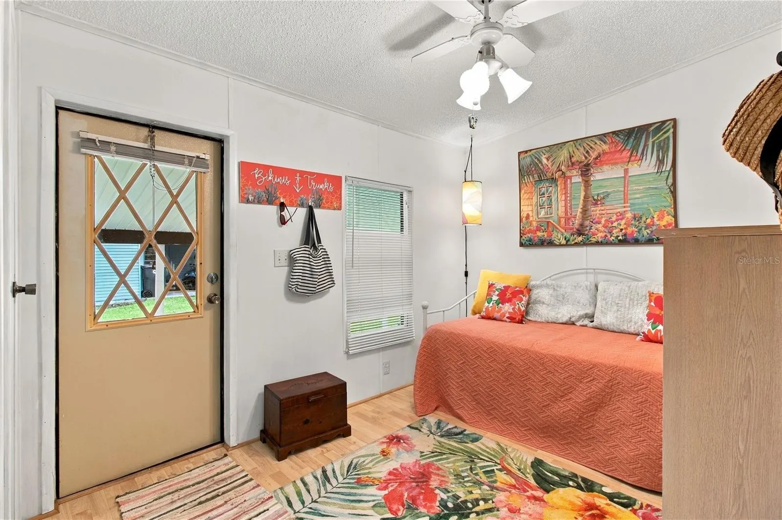 15 MEADOWLARK CIR