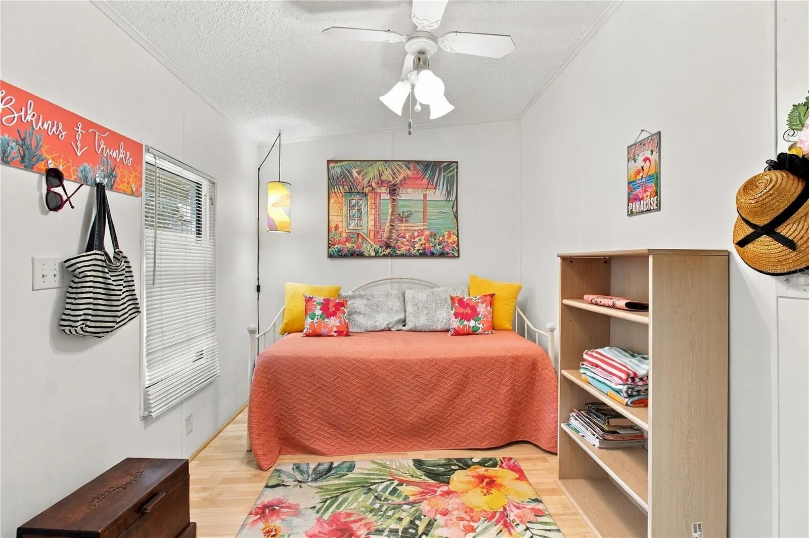 15 MEADOWLARK CIR
