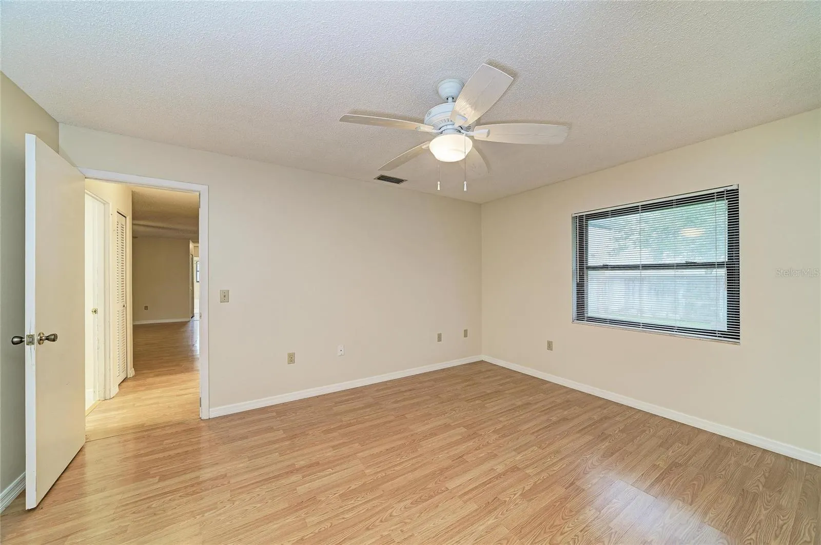 4205 4TH AVE W