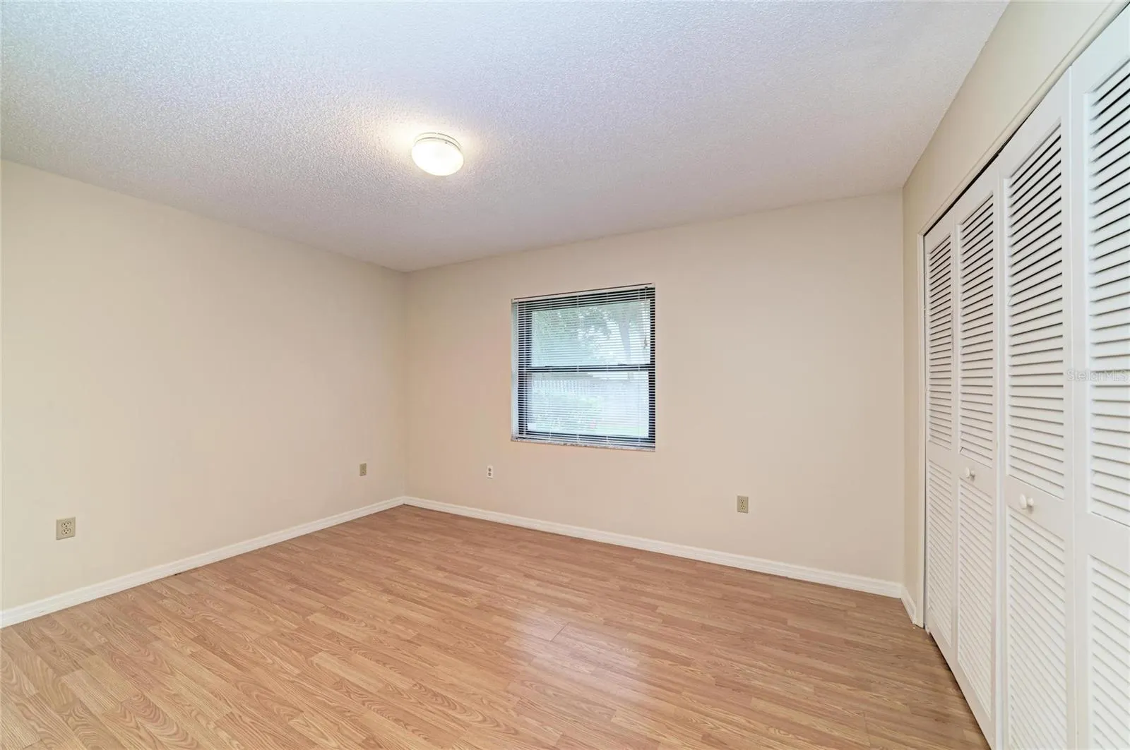 4205 4TH AVE W