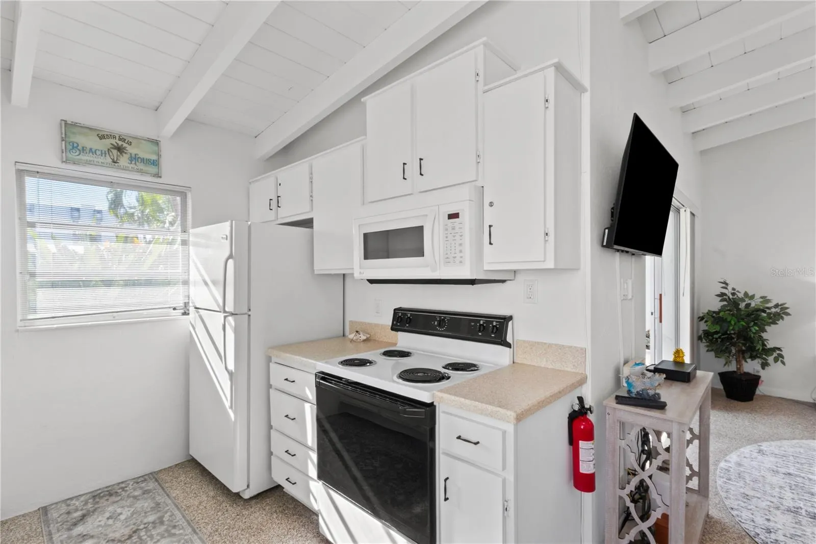 6006 MIDNIGHT PASS RD #11 #11