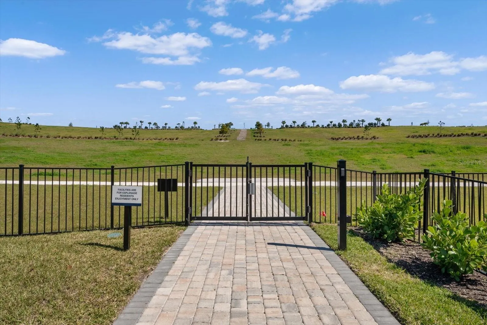6326 GRANDVIEW HILL CT