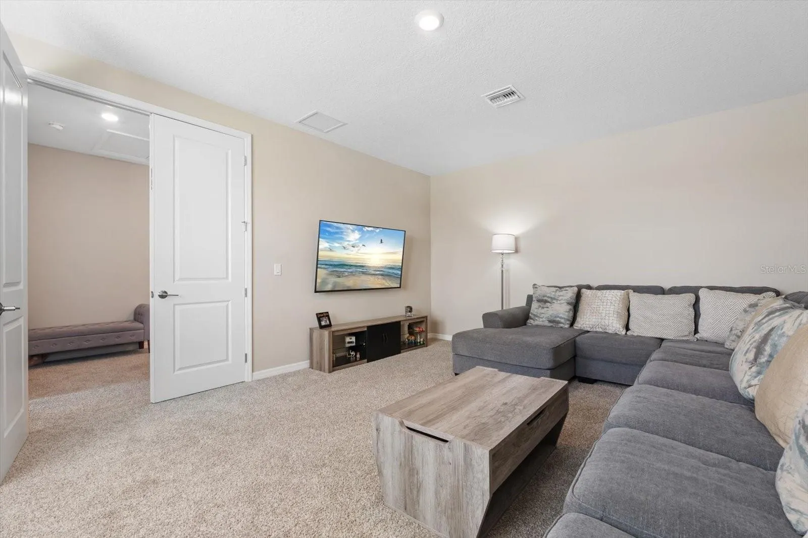 6326 GRANDVIEW HILL CT
