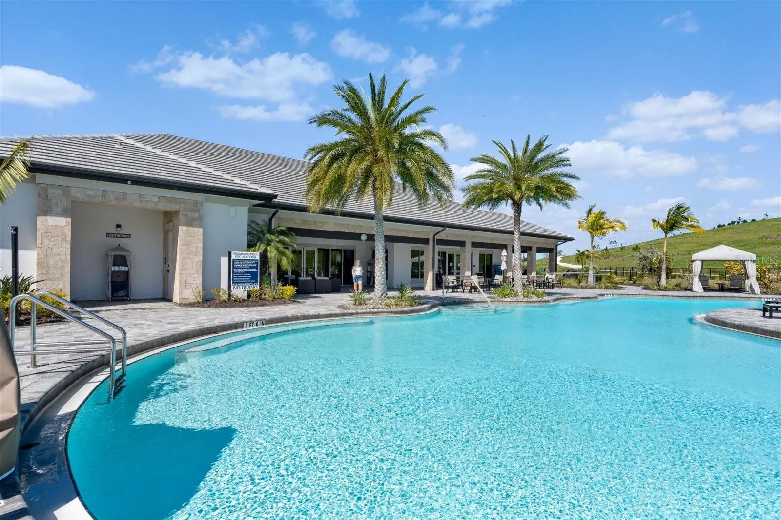6326 GRANDVIEW HILL CT