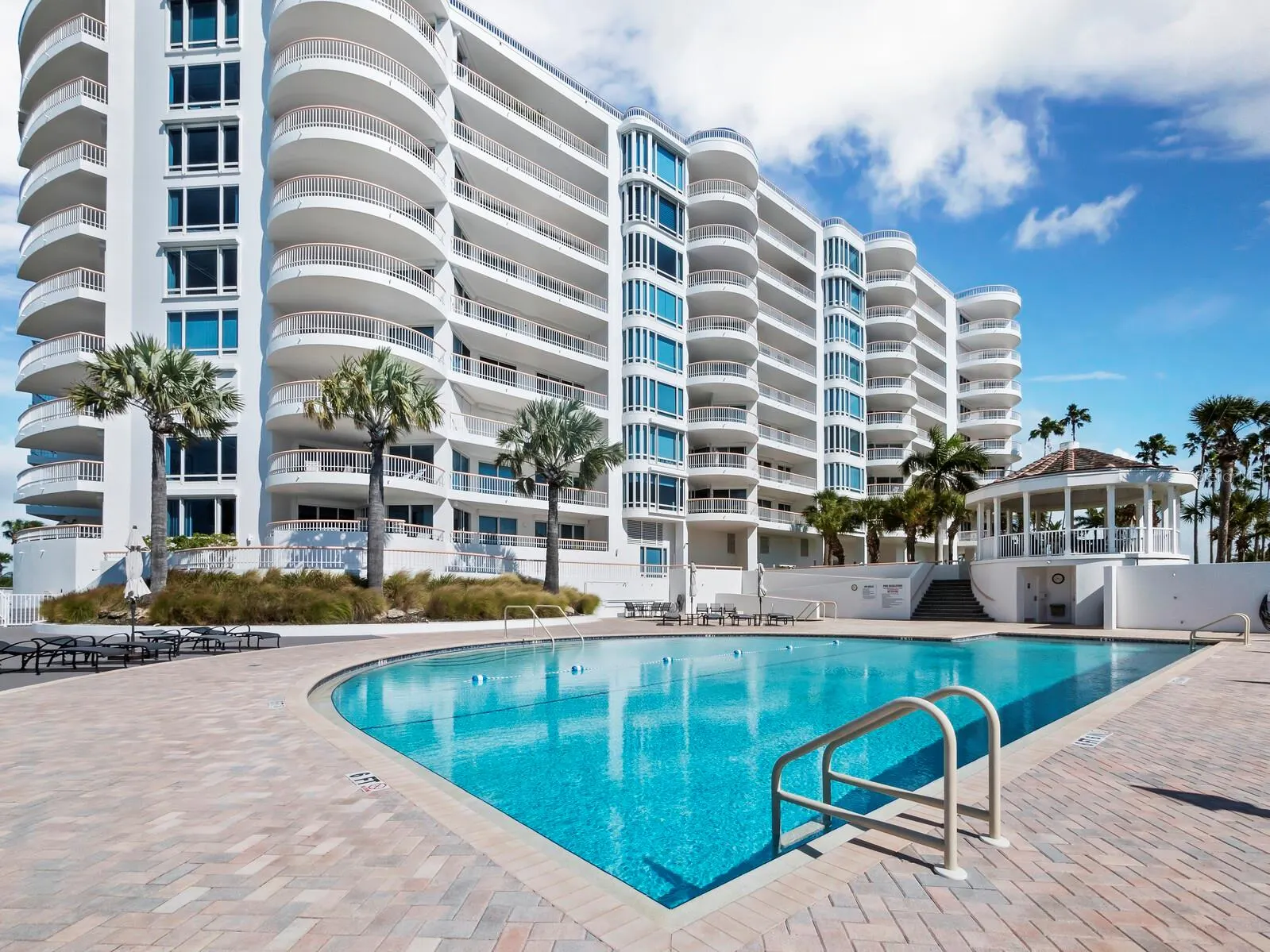 455 LONGBOAT CLUB RD #402 #402