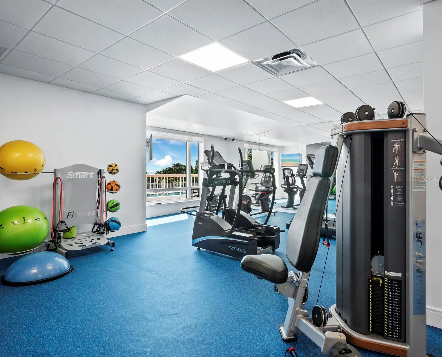 455 LONGBOAT CLUB RD #402 #402