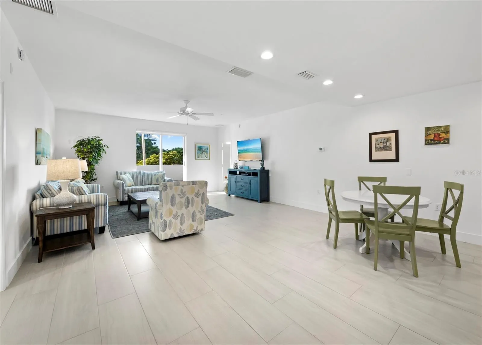 455 LONGBOAT CLUB RD #402 #402