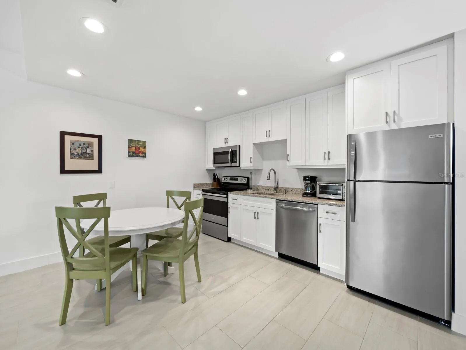 455 LONGBOAT CLUB RD #402 #402