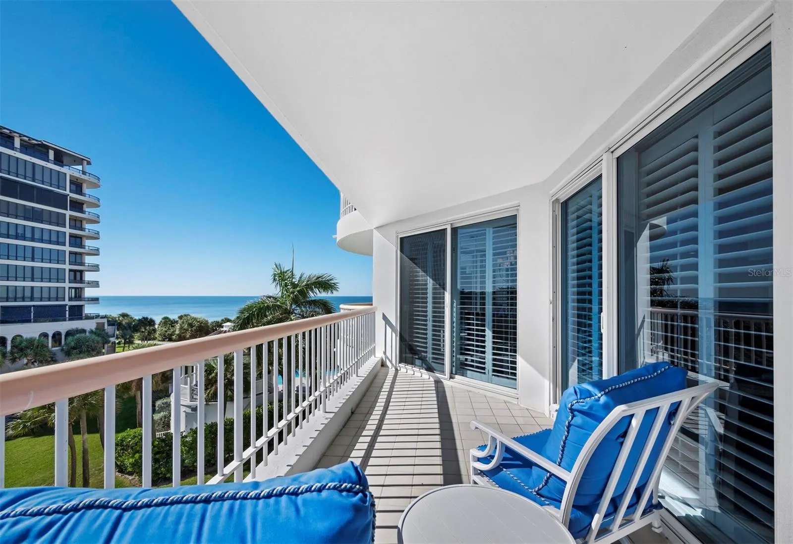 455 LONGBOAT CLUB RD #402 #402