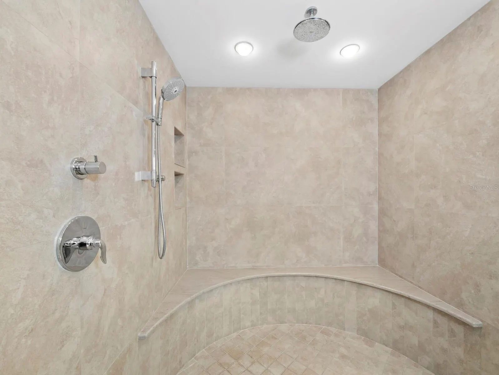 455 LONGBOAT CLUB RD #402 #402
