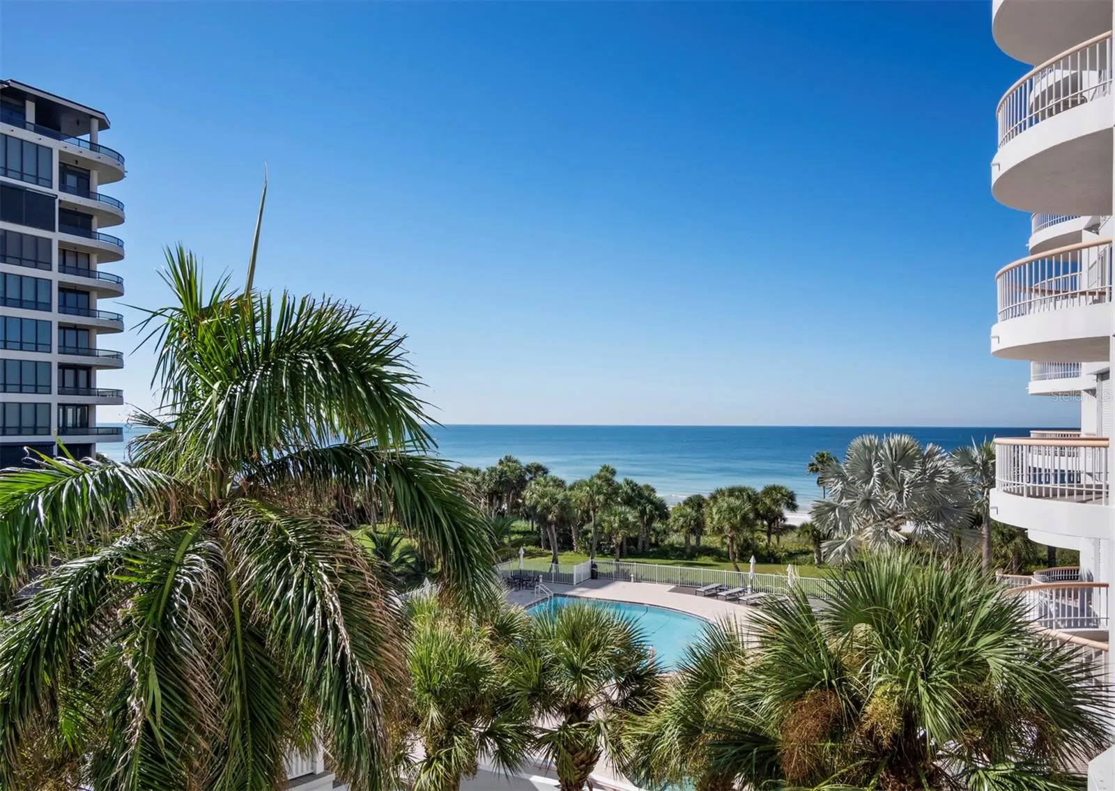 455 LONGBOAT CLUB RD #402 #402
