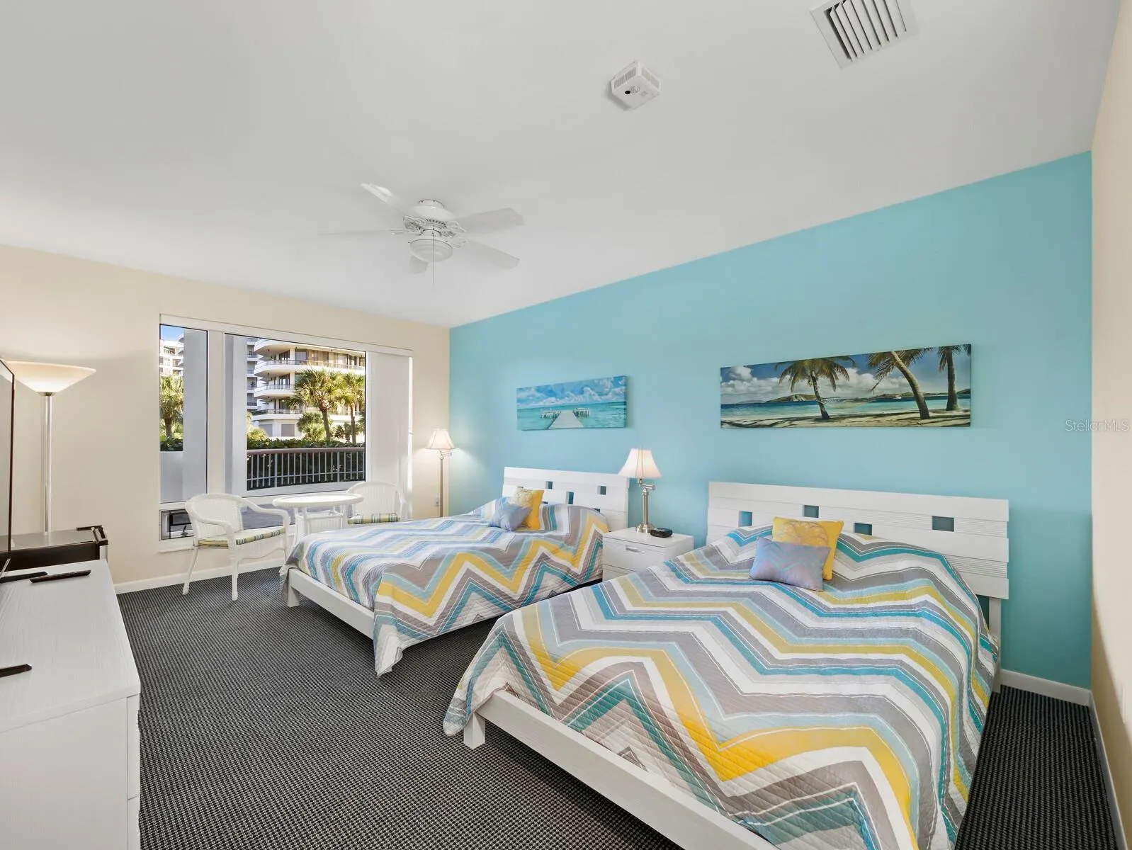 455 LONGBOAT CLUB RD #402 #402
