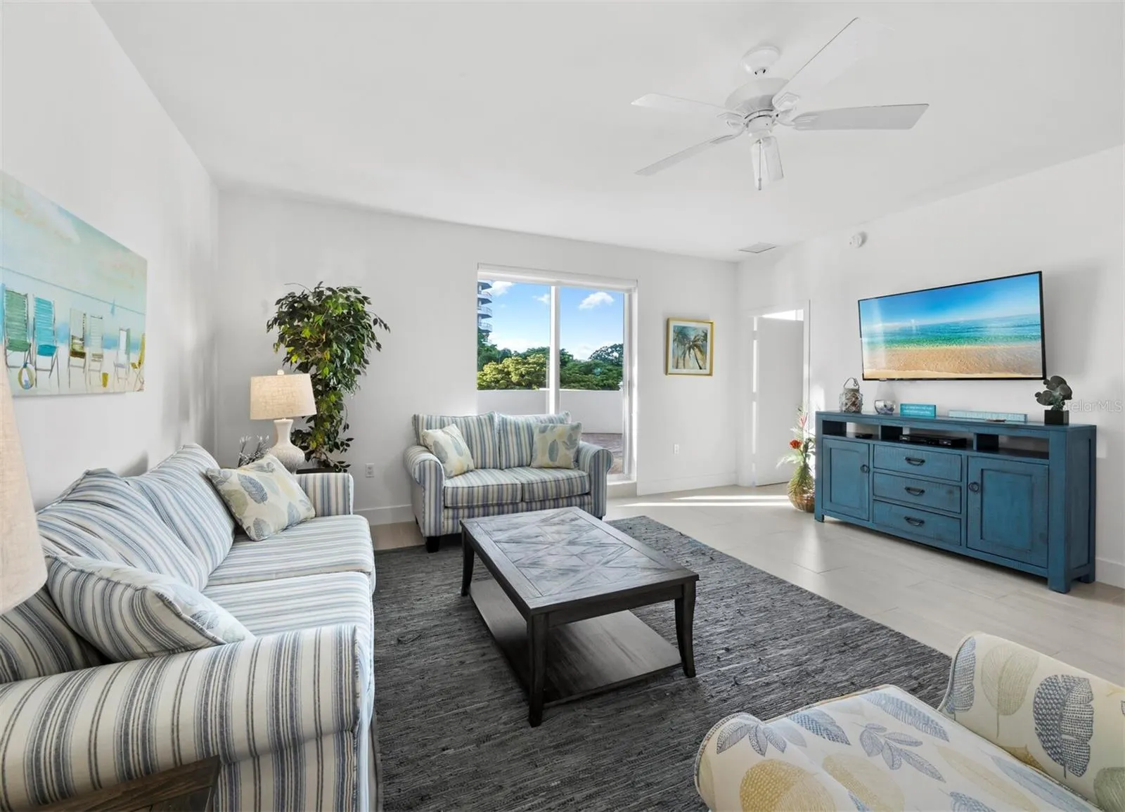 455 LONGBOAT CLUB RD #402 #402