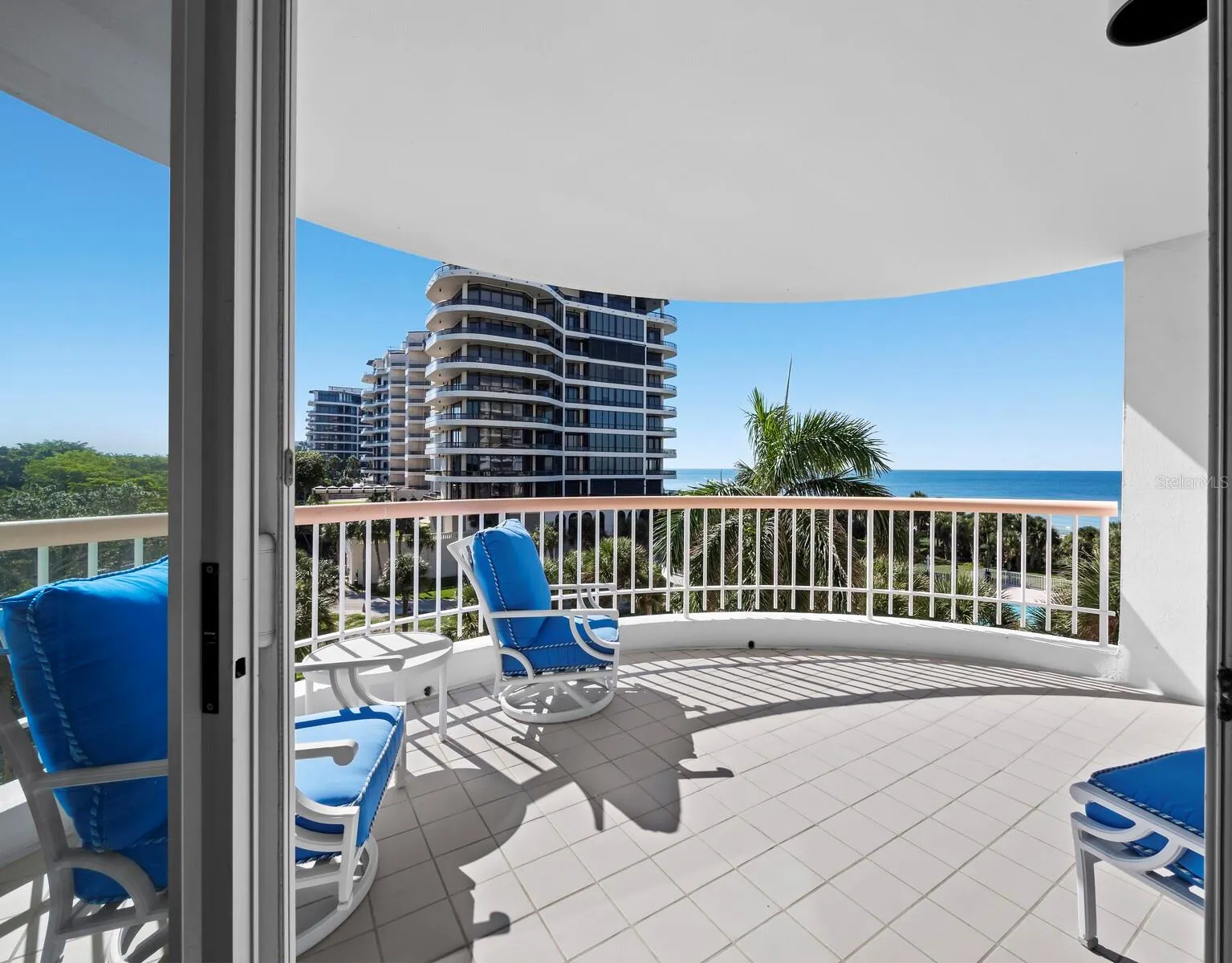 455 LONGBOAT CLUB RD #402 #402