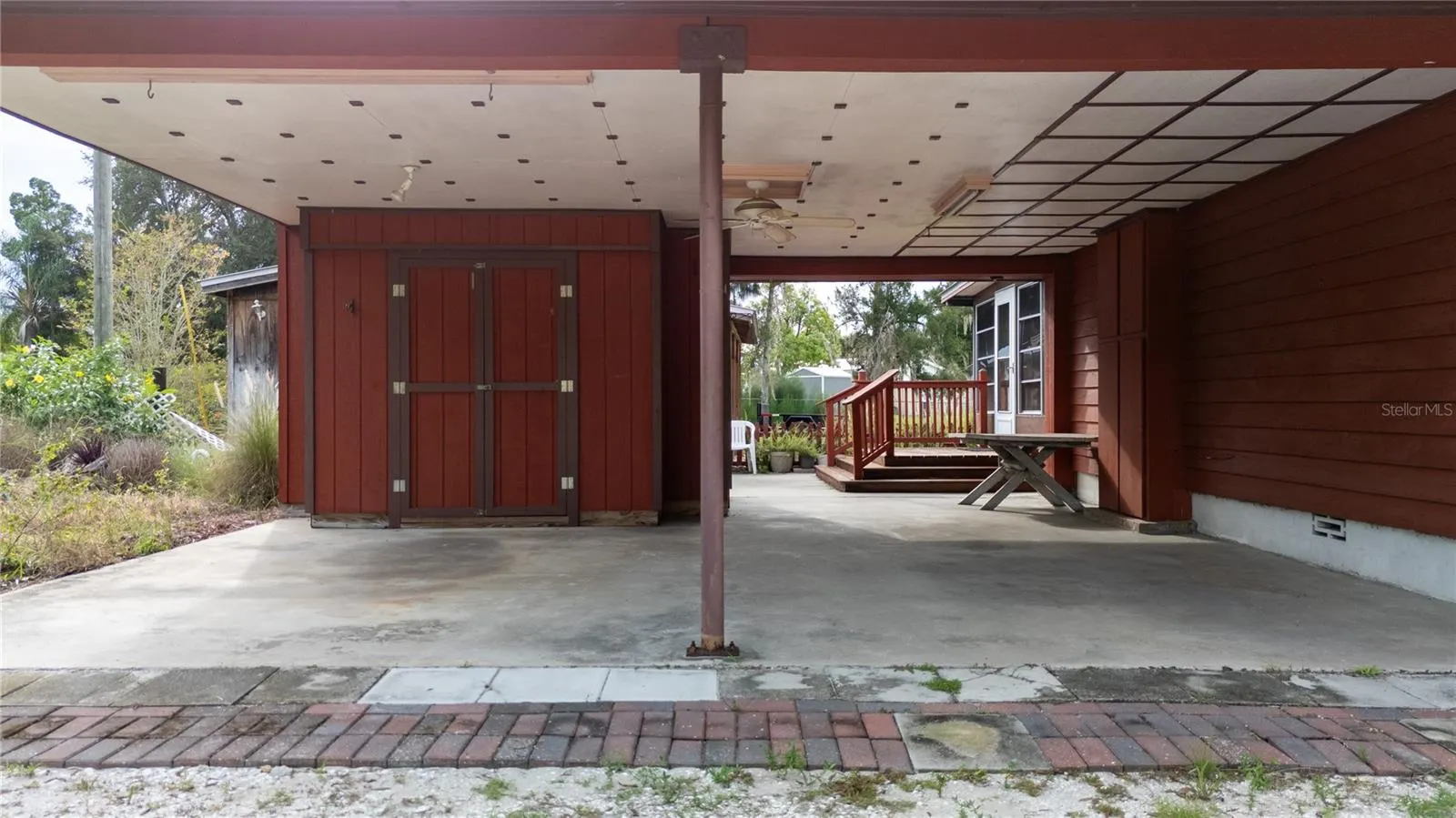 6443 NE COUNTY ROAD 660