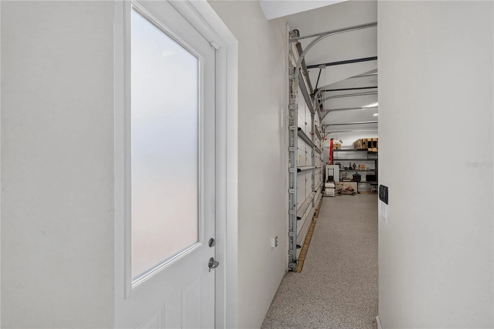 434 E CASHEW