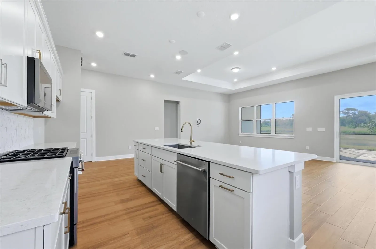 14733 SUNSET CREST LN