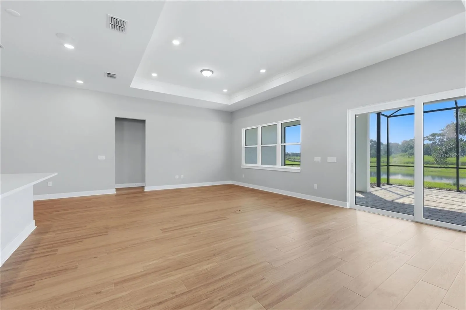 14733 SUNSET CREST LN