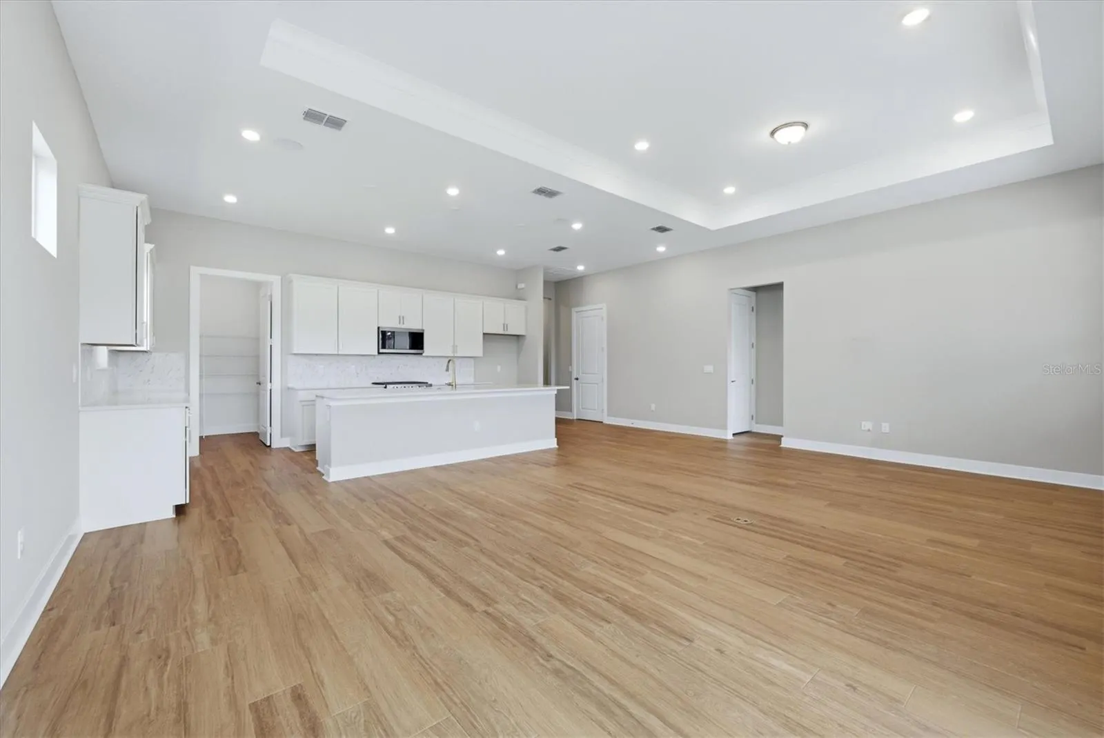 14733 SUNSET CREST LN