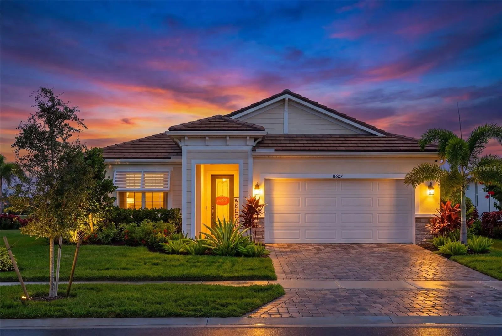 11627 MYAKKA BLUE DR