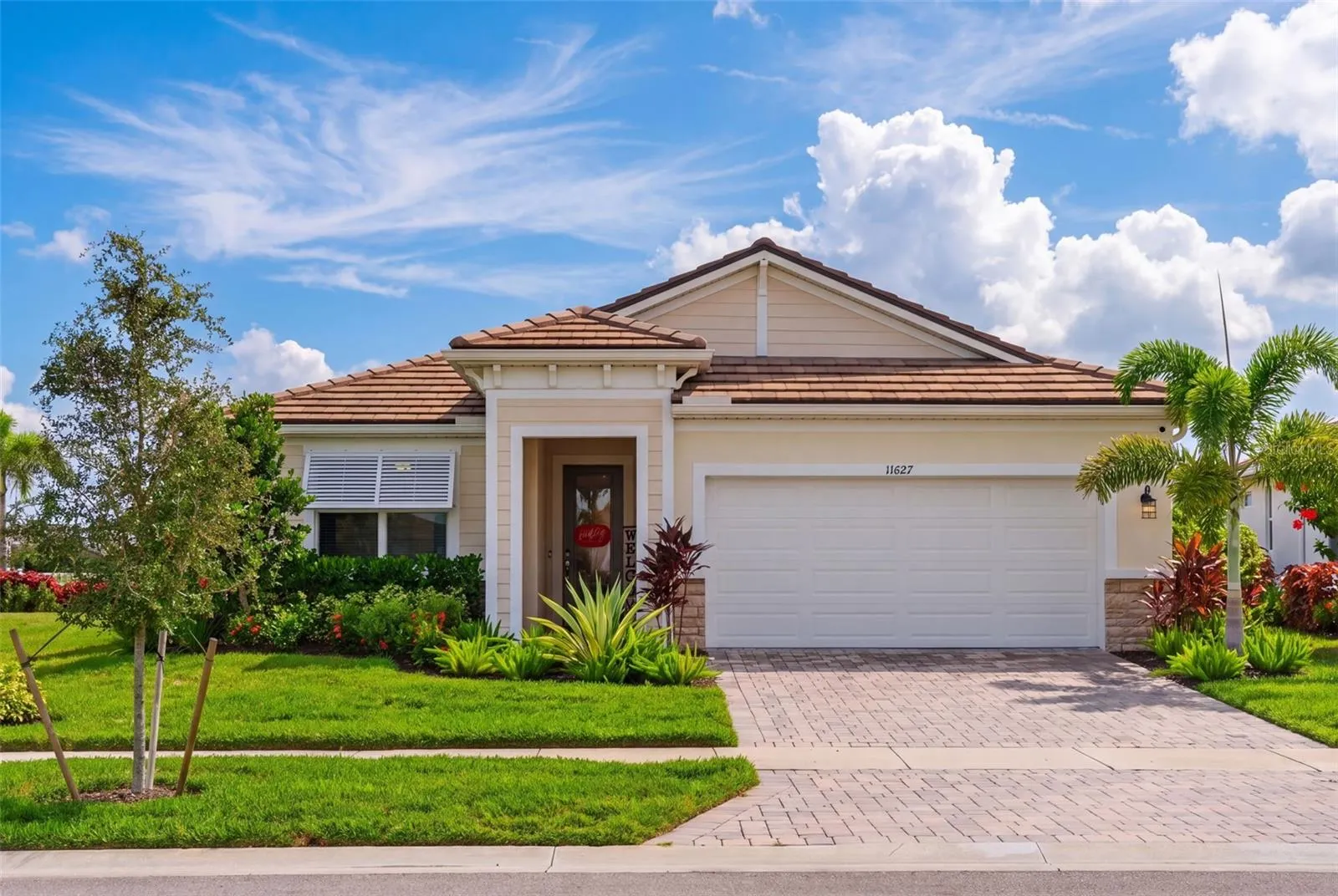 11627 MYAKKA BLUE DR