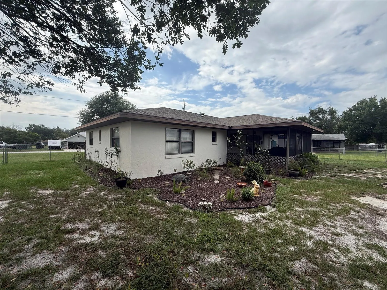 1739 TAYLOE LN