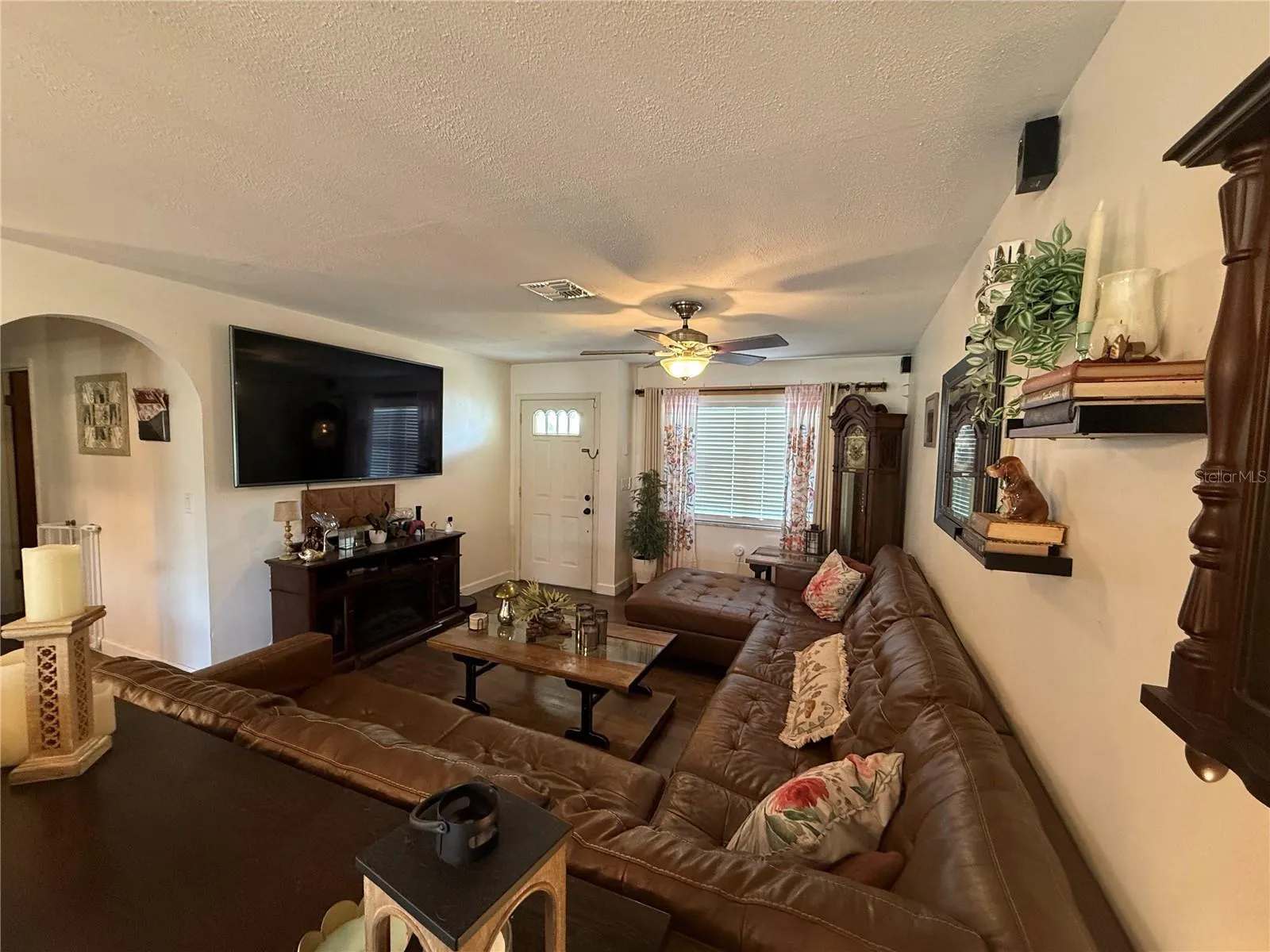 1739 TAYLOE LN