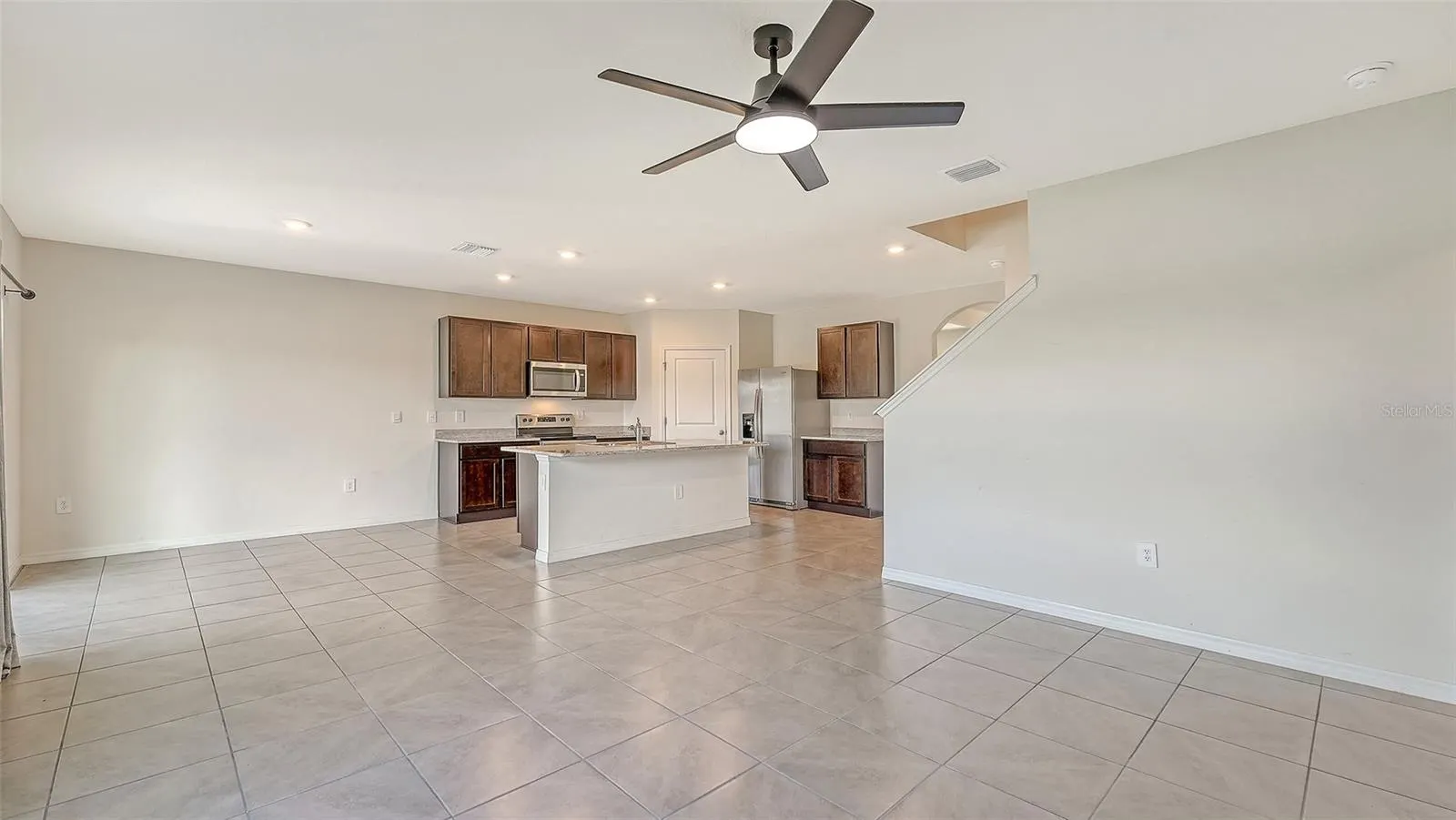 17329 RESERVA DR