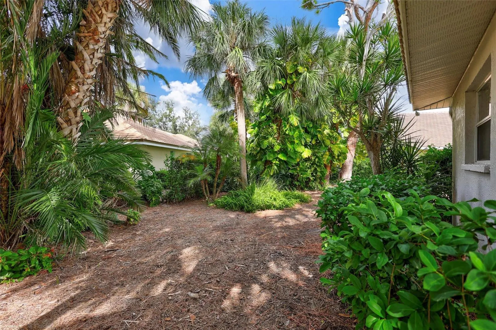 2104 TOCOBAGA LN