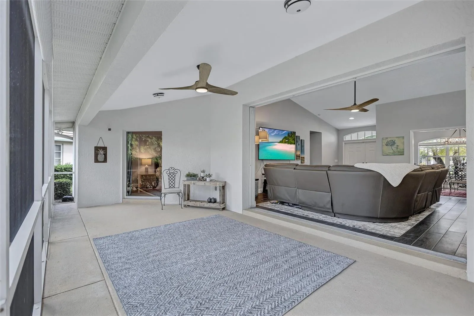 2104 TOCOBAGA LN