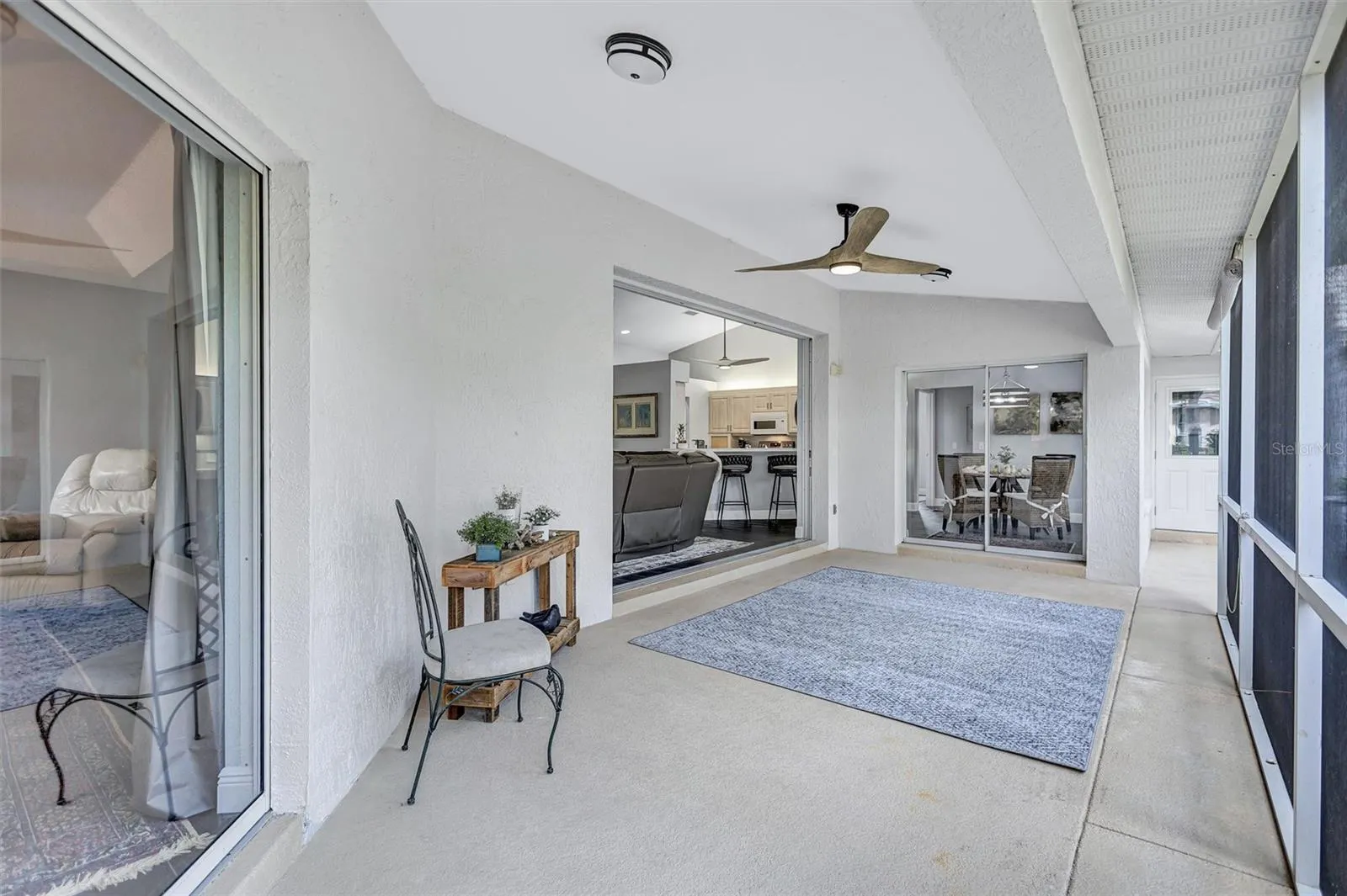 2104 TOCOBAGA LN