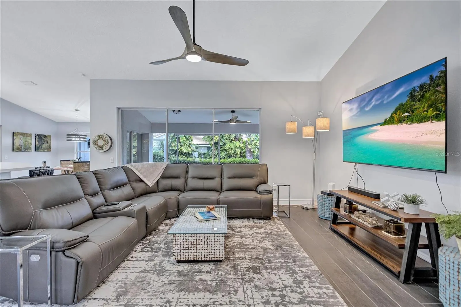 2104 TOCOBAGA LN