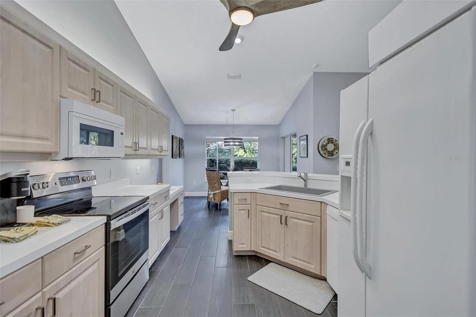 2104 TOCOBAGA LN
