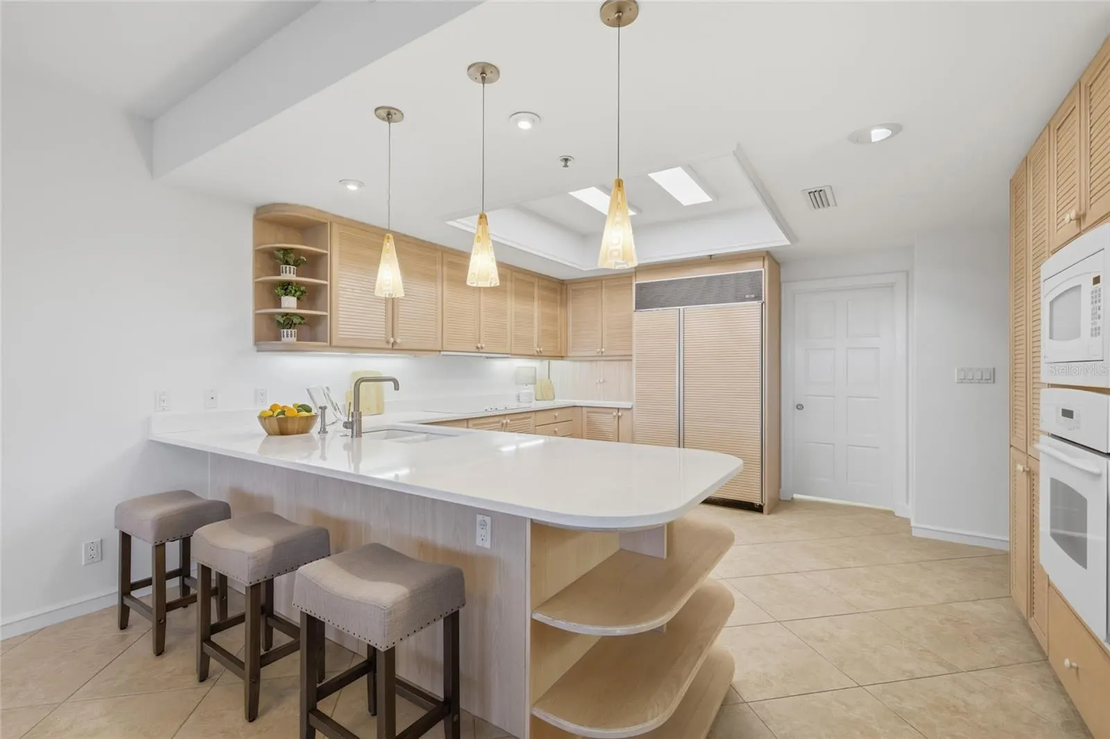2550 HARBOURSIDE DR #333 #333